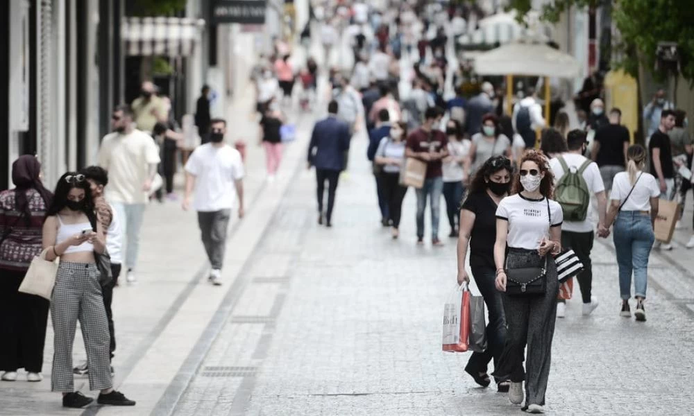 Σε επιφυλακή για τη μετάλλαξη «Όμικρον»: Διασπορά και επαναλοιμώξεις-Η φυσική ανοσία δεν φτάνει